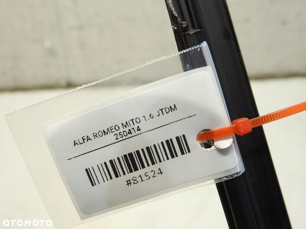 LISTWA KAROSERYJNA PRAWY PRZÓD ALFA ROMEO MITO - 4