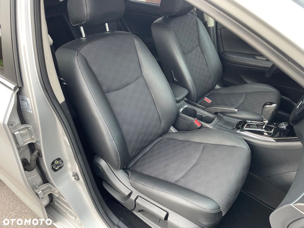 Nissan Pulsar 1.2 DIG-T Xtronic N-Connecta - 15