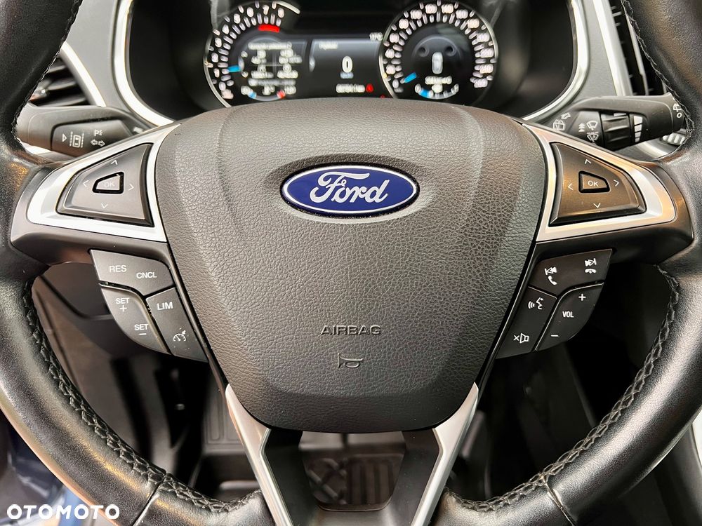 Ford S-Max 2.5 Duratec FHEV TREND - 32