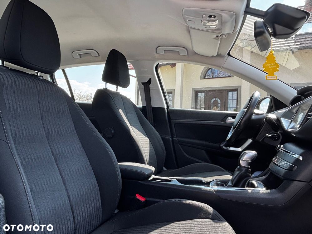 Peugeot 308 1.2 VTi/PureTech Access - 21