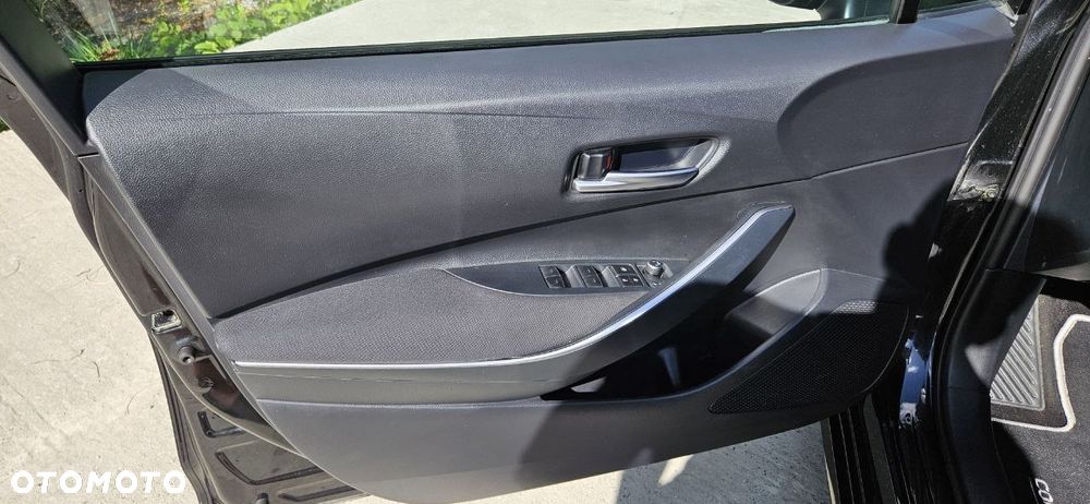 Toyota Corolla 1.8 Hybrid GPF Comfort - 26