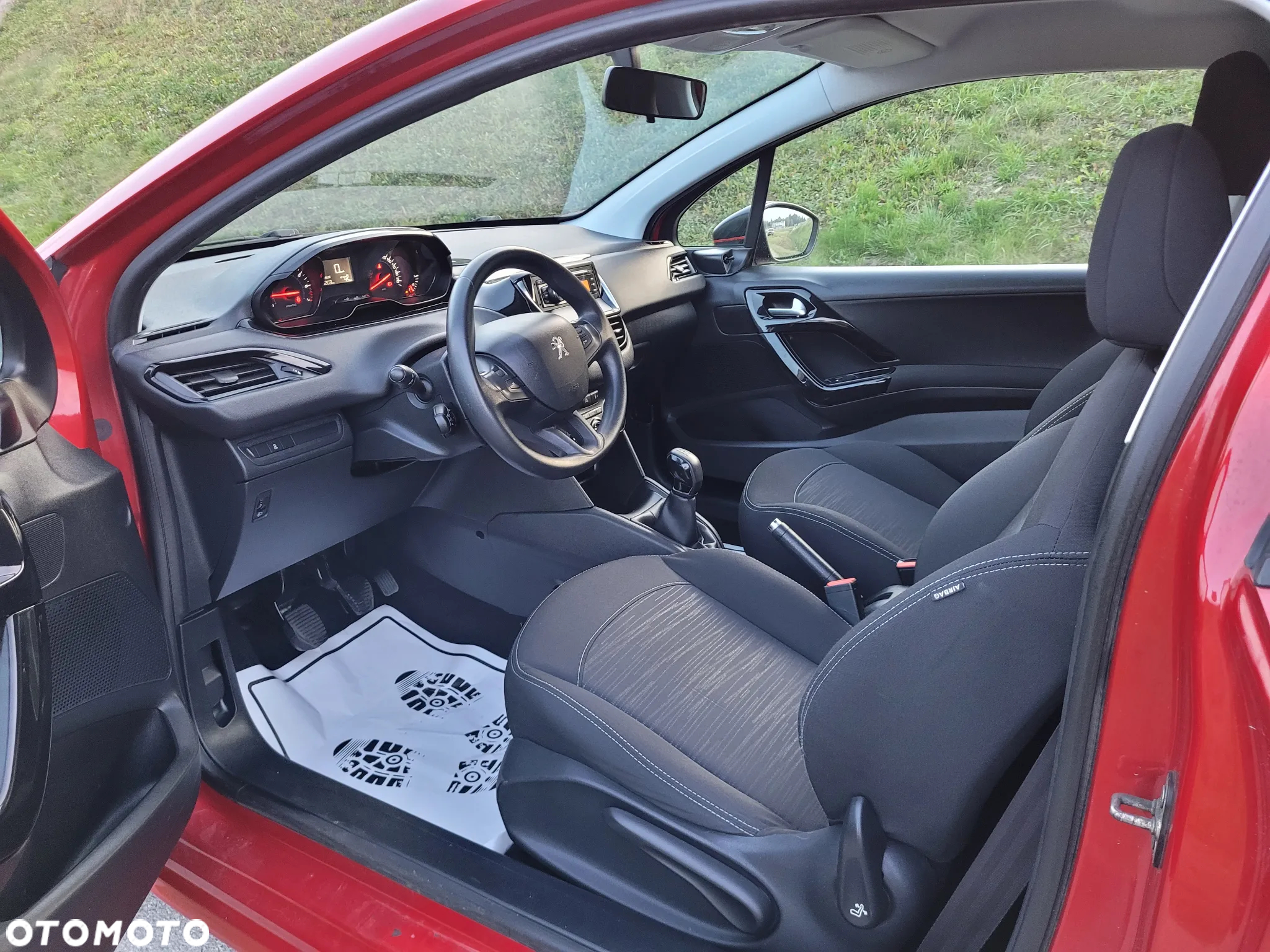 Peugeot 208 1.2 PureTech Active - 8