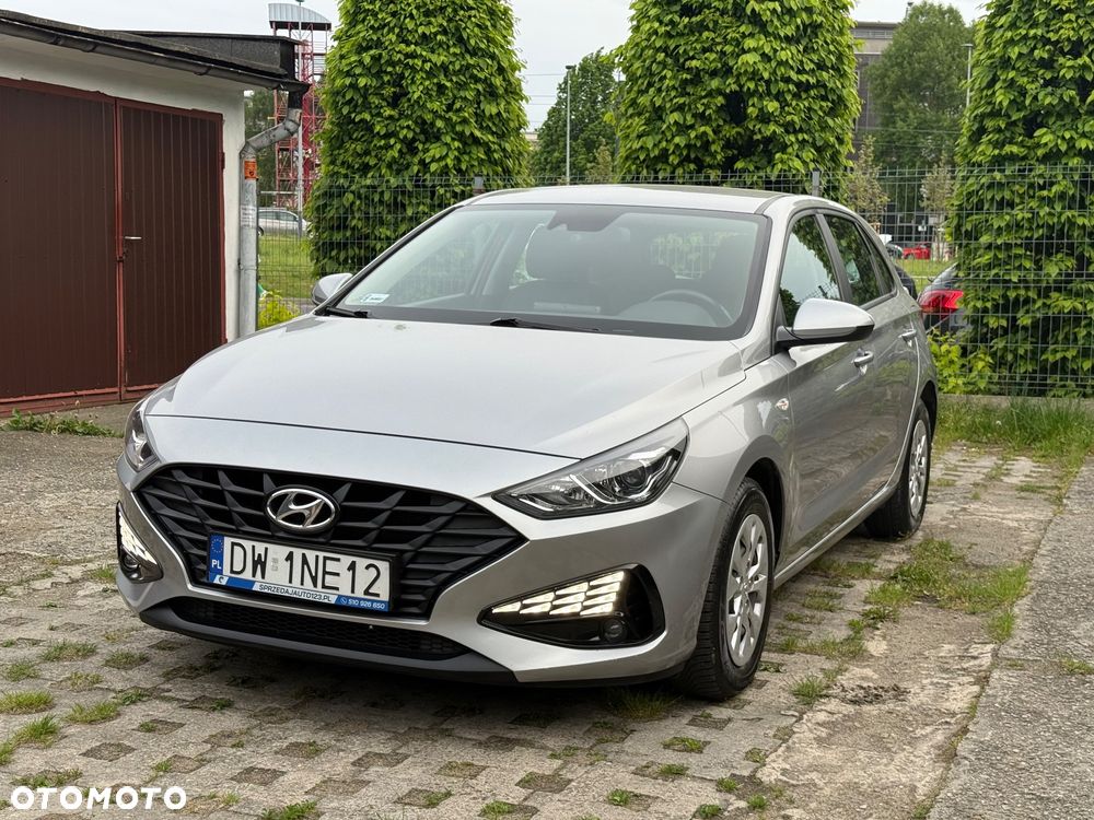Hyundai i30 1.5 DPI Classic + - 28