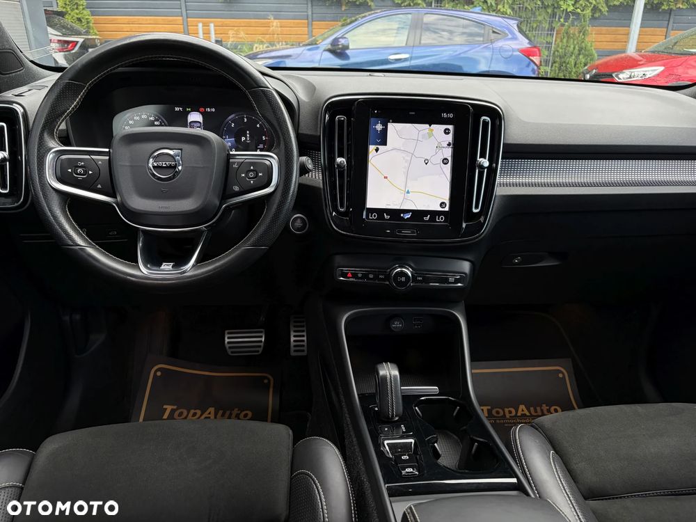 Volvo XC 40 D3 SCR R-Design - 33