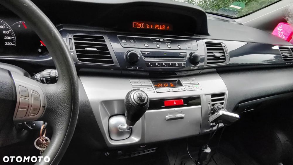 Honda FR-V 2.2 CTDi Comfort - 7