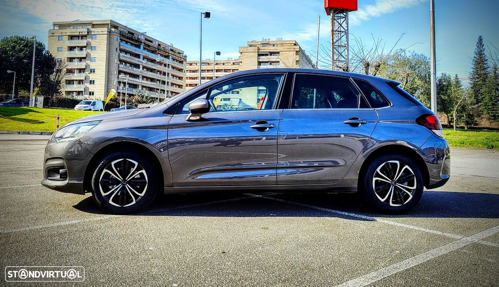 Citroën C4 PureTech e-THP 130 Exclusive - 19