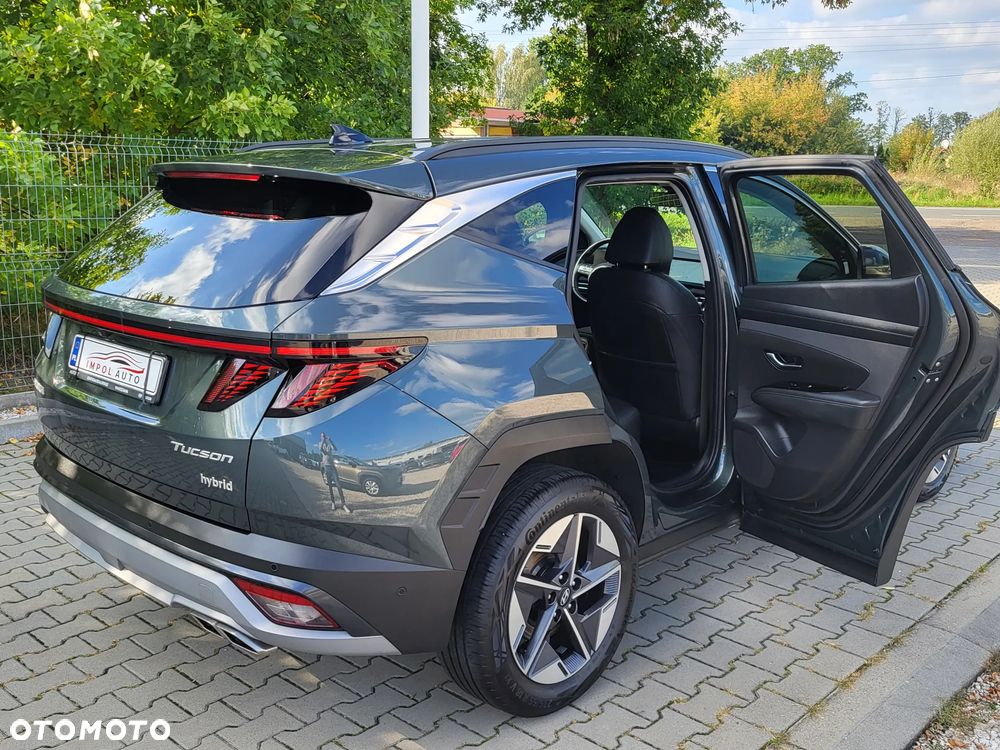 Hyundai Tucson 1.6 T-GDi HEV Executive 4WD - 17