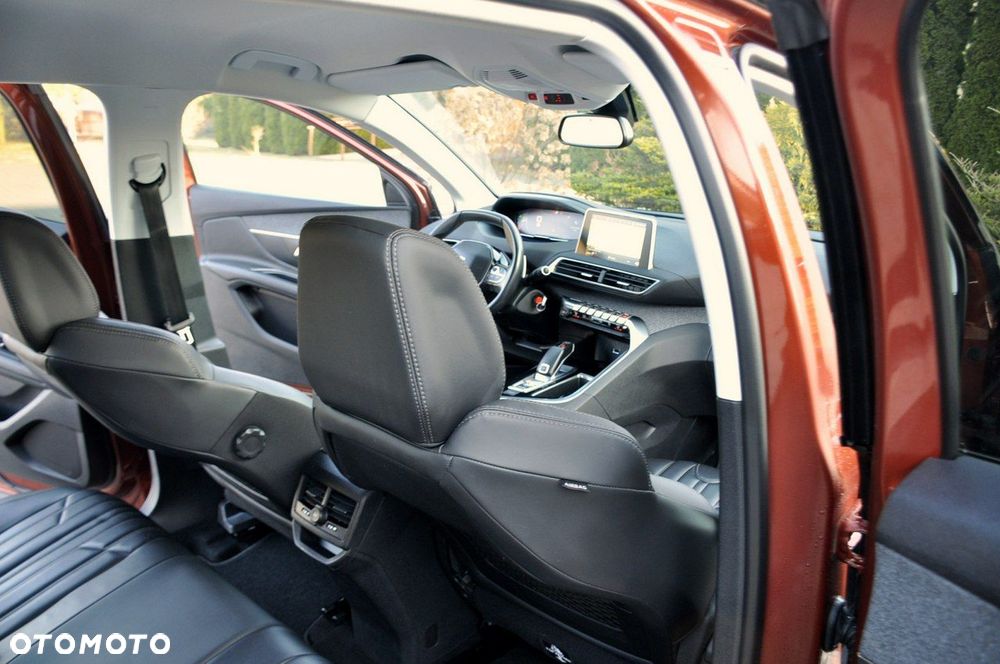 Peugeot 3008 - 23