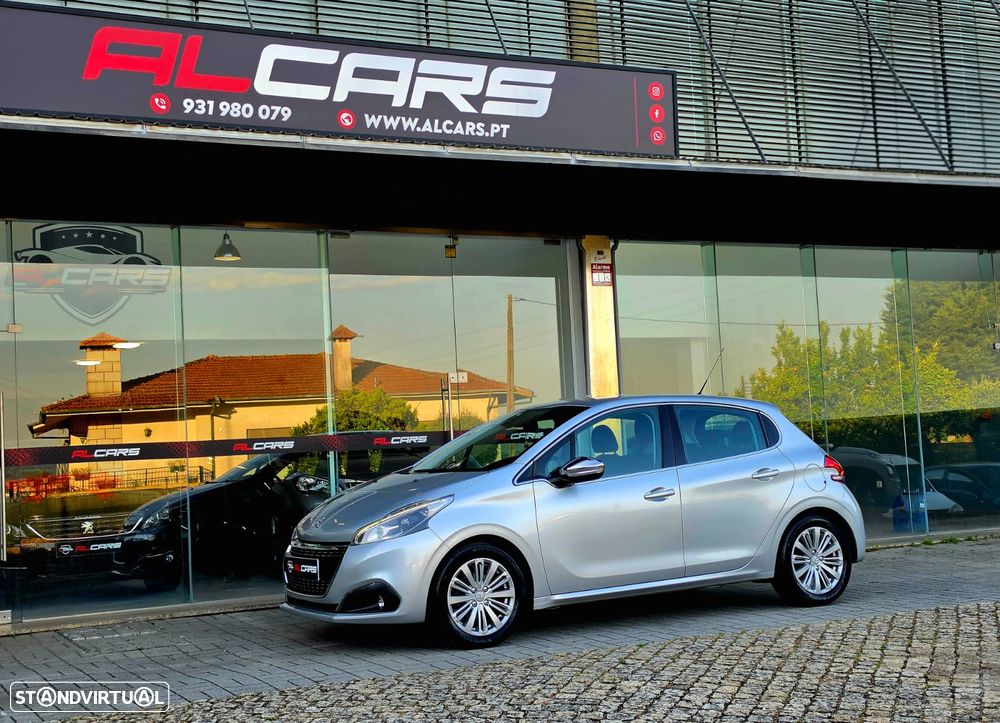 Peugeot 208 1.2 PureTech Allure - 2
