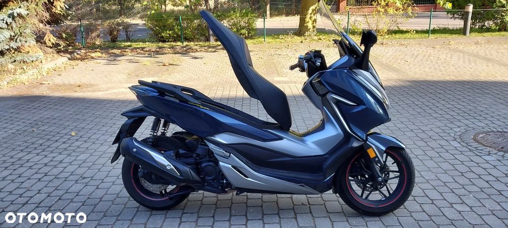 Honda NSS - 25