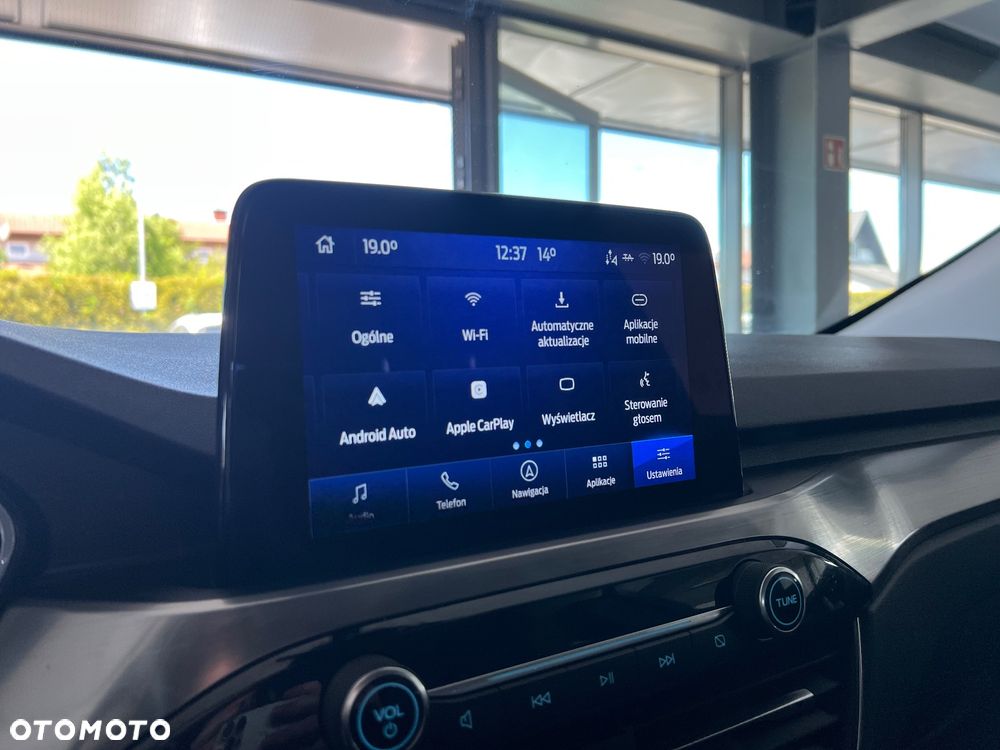 Ford Kuga 1.5 EcoBoost FWD Titanium - 30
