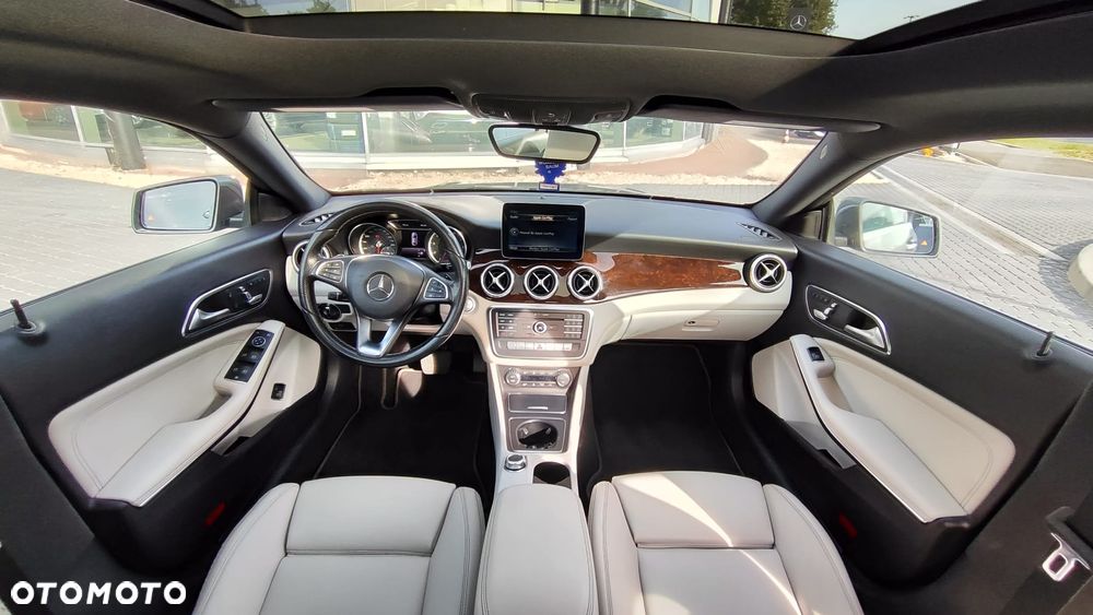 Mercedes-Benz CLA 250 4Matic 7G-DCT Sport - 13