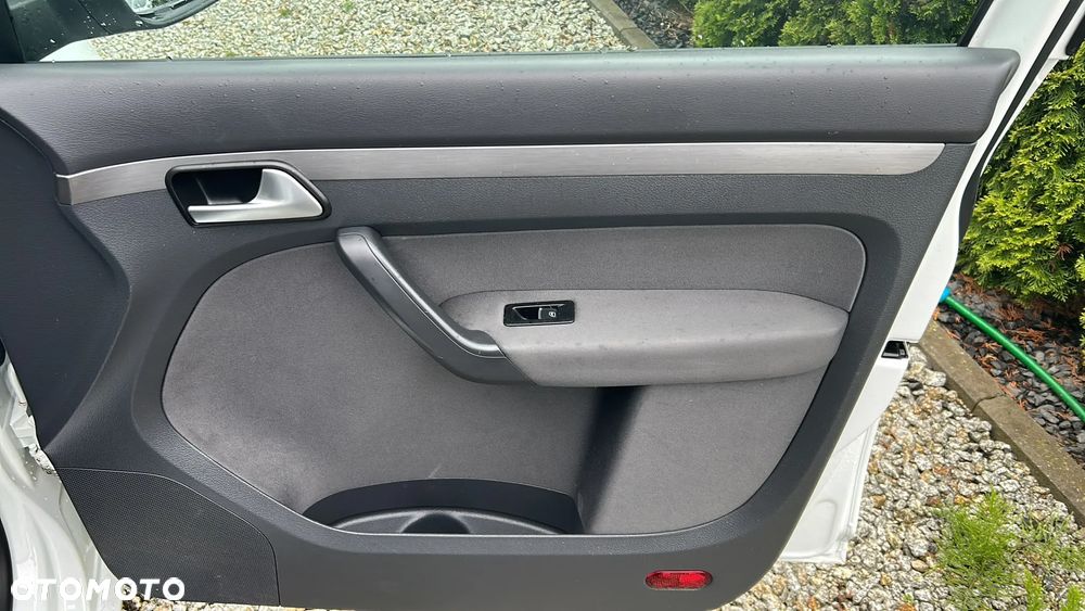 Volkswagen Touran 1.4 TSI Comfortline - 11