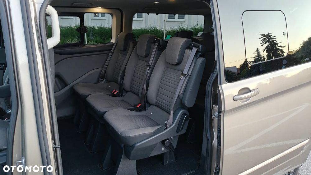 Ford Tourneo Custom 2.0 TDCi L2 Titanium SelectShift - 8