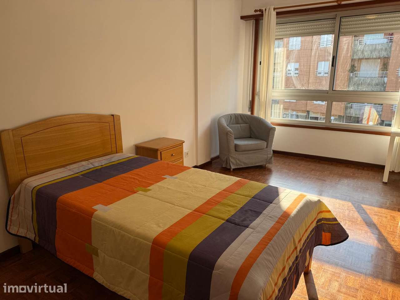 Quarto estudante (rapaz) Porto Polo Universitário/Faculdades - Grande imagem: 3/7