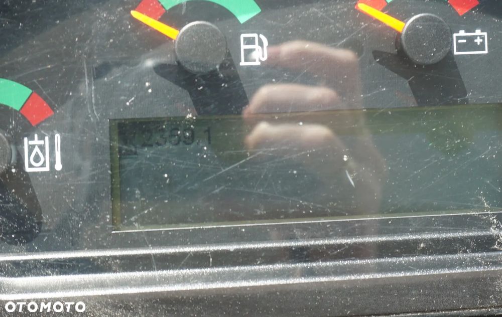 Caterpillar CAT 906 M - 11