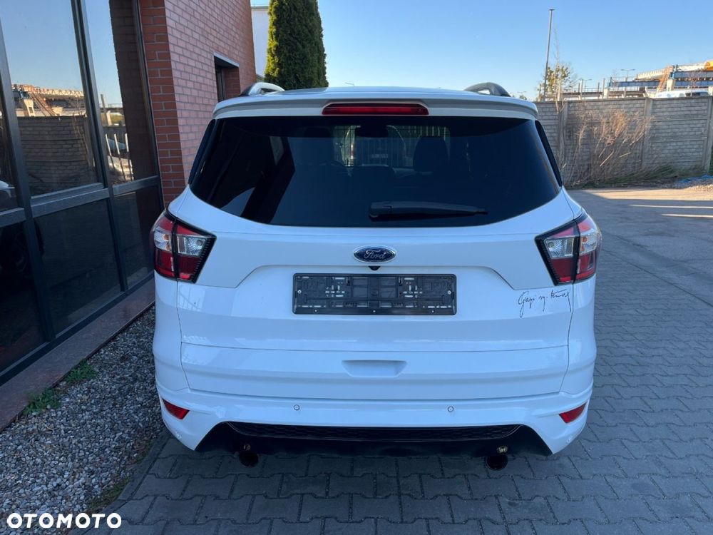 Ford Kuga 1.5 EcoBoost 2x4 ST-Line - 5