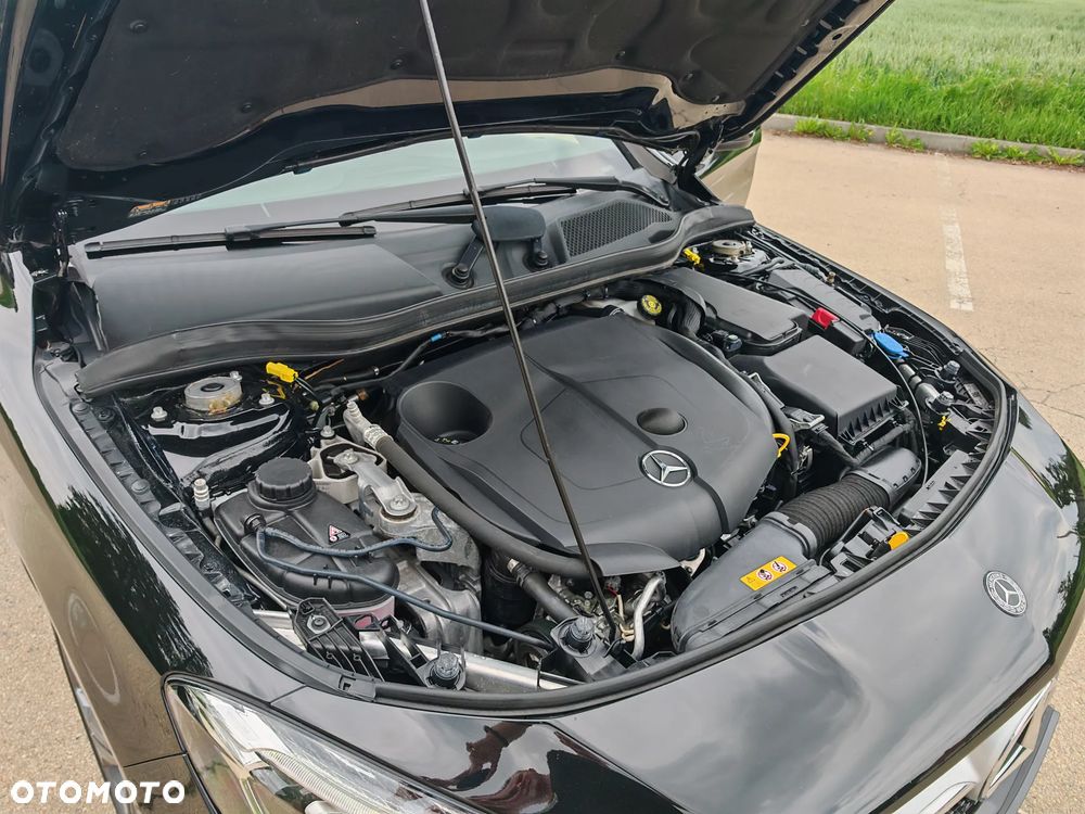 Mercedes-Benz CLA - 24