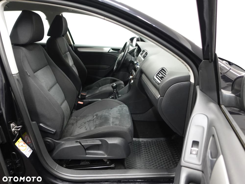 Volkswagen Golf 1.4 TSI Team - 27