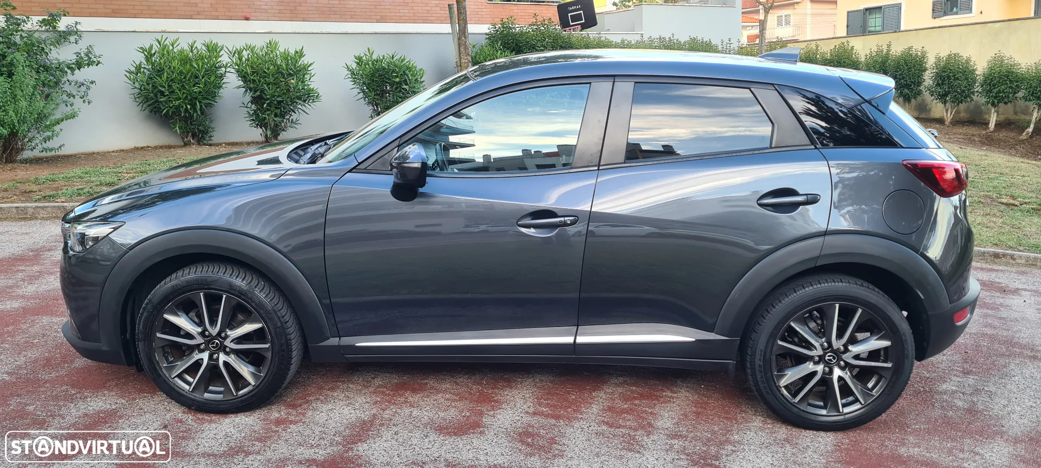 Mazda CX-3 1.5 Sky.Special Edition Navi - 4