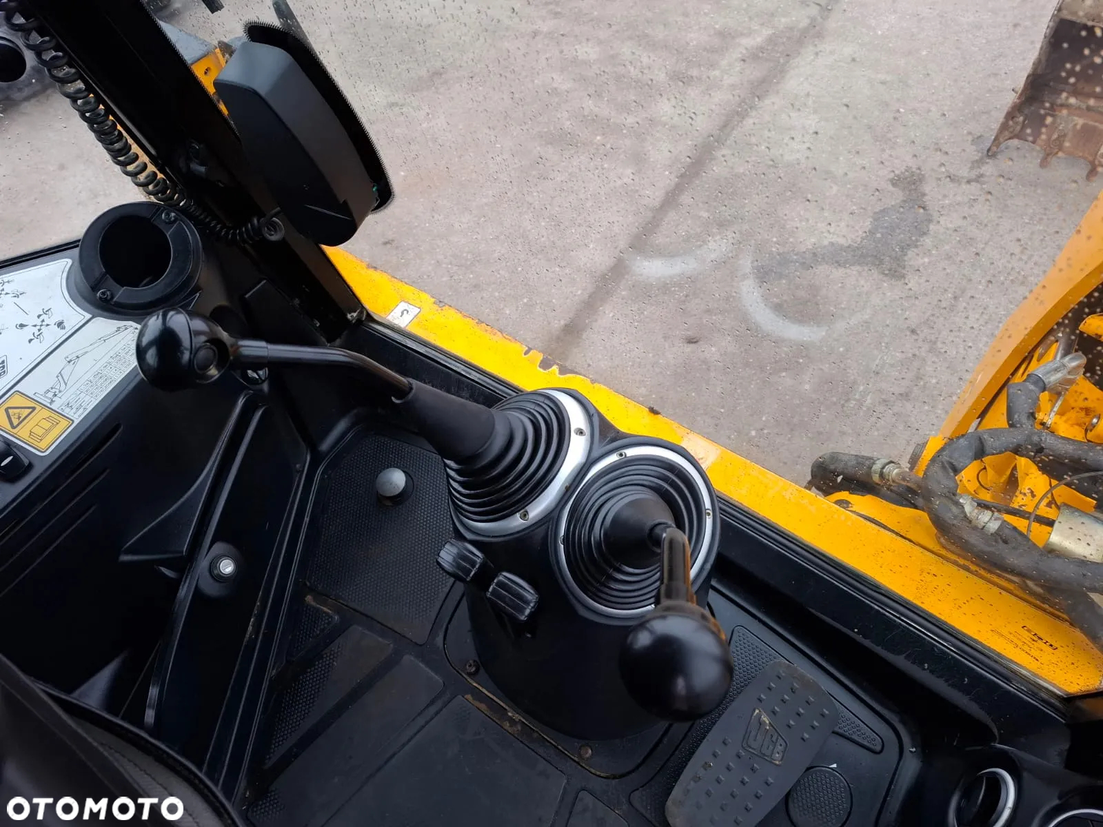 JCB 3CX - 19