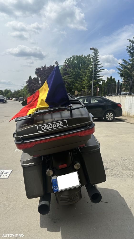 Harley-Davidson Road Glide Special - 13