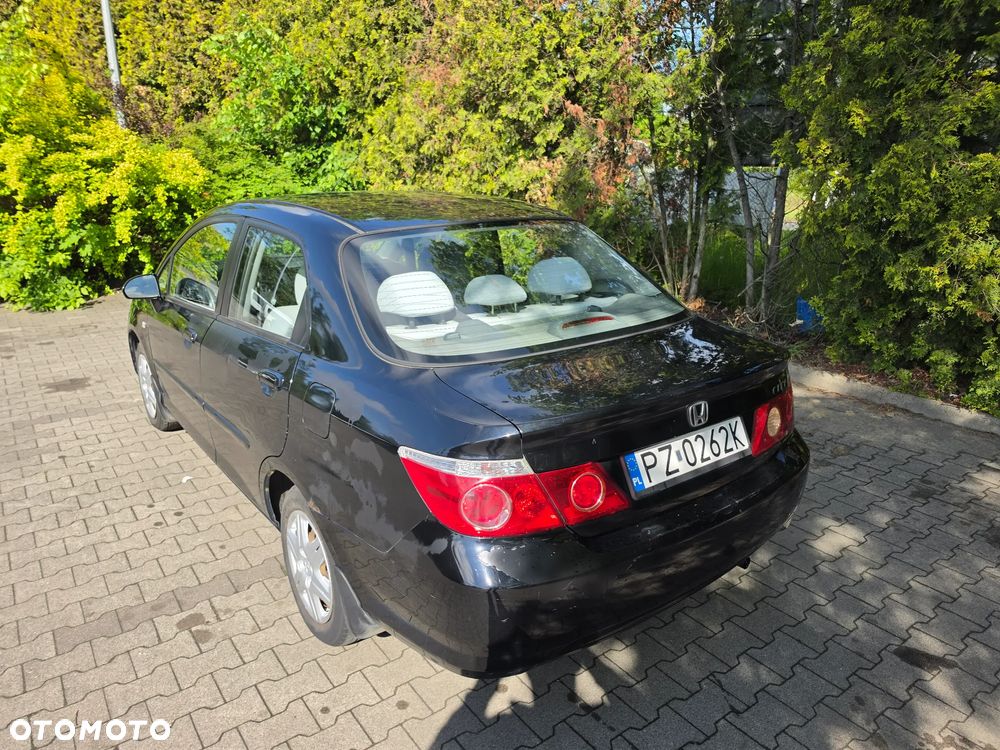 Honda City 1.4 Comfort - 2