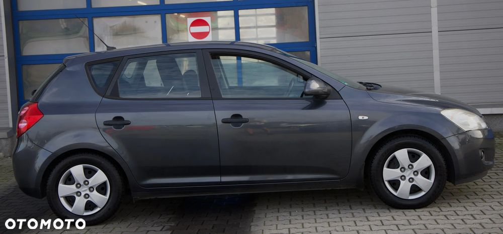 Kia Ceed 1.6 CVVT LX - 19
