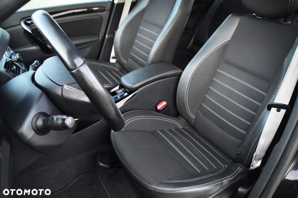 Renault Laguna dCi 175 FAP Bose Edition - 7