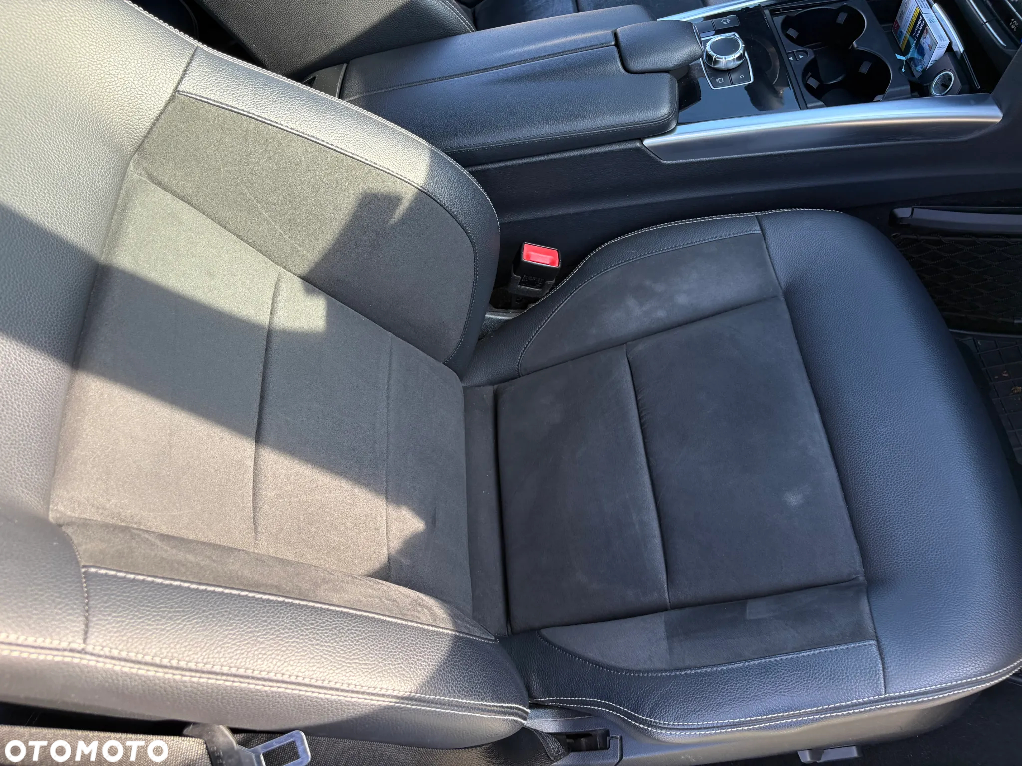 Mercedes-Benz Klasa E 220 BlueTEC 4-Matic Avantgarde - 14