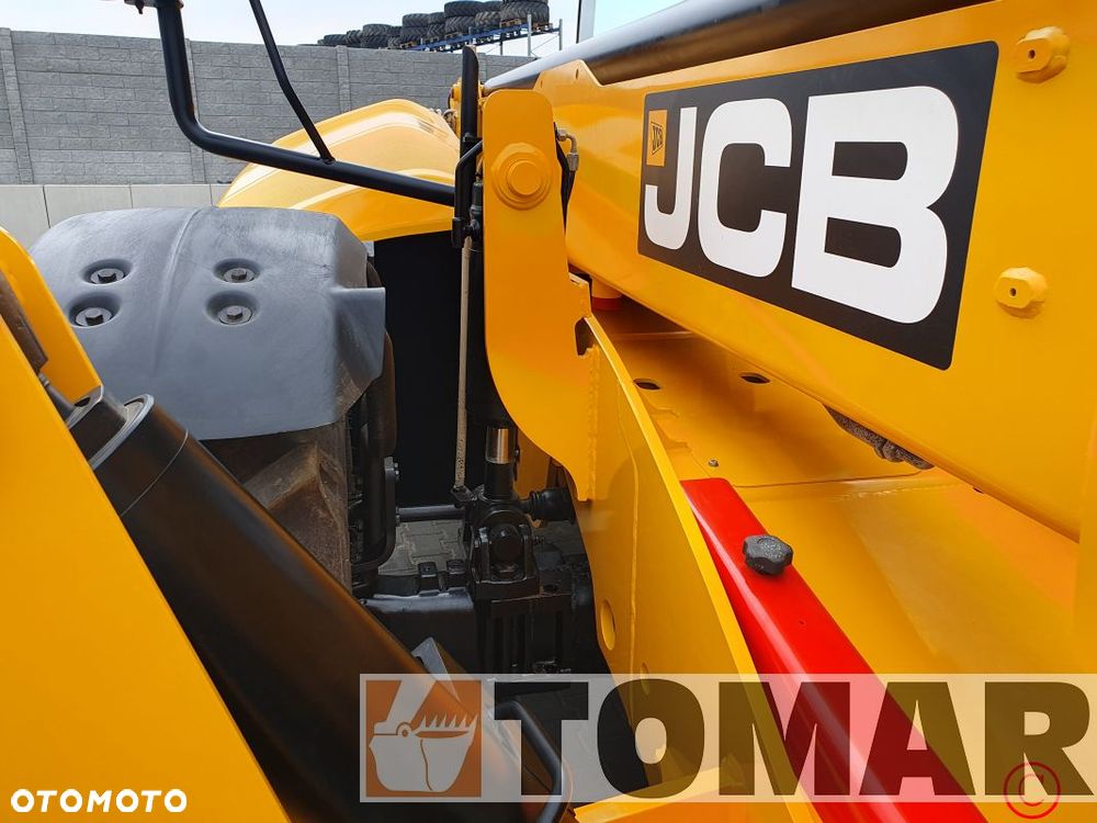 JCB 540-140 - 12