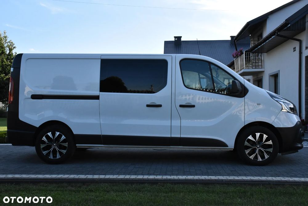 Renault Trafic - 12
