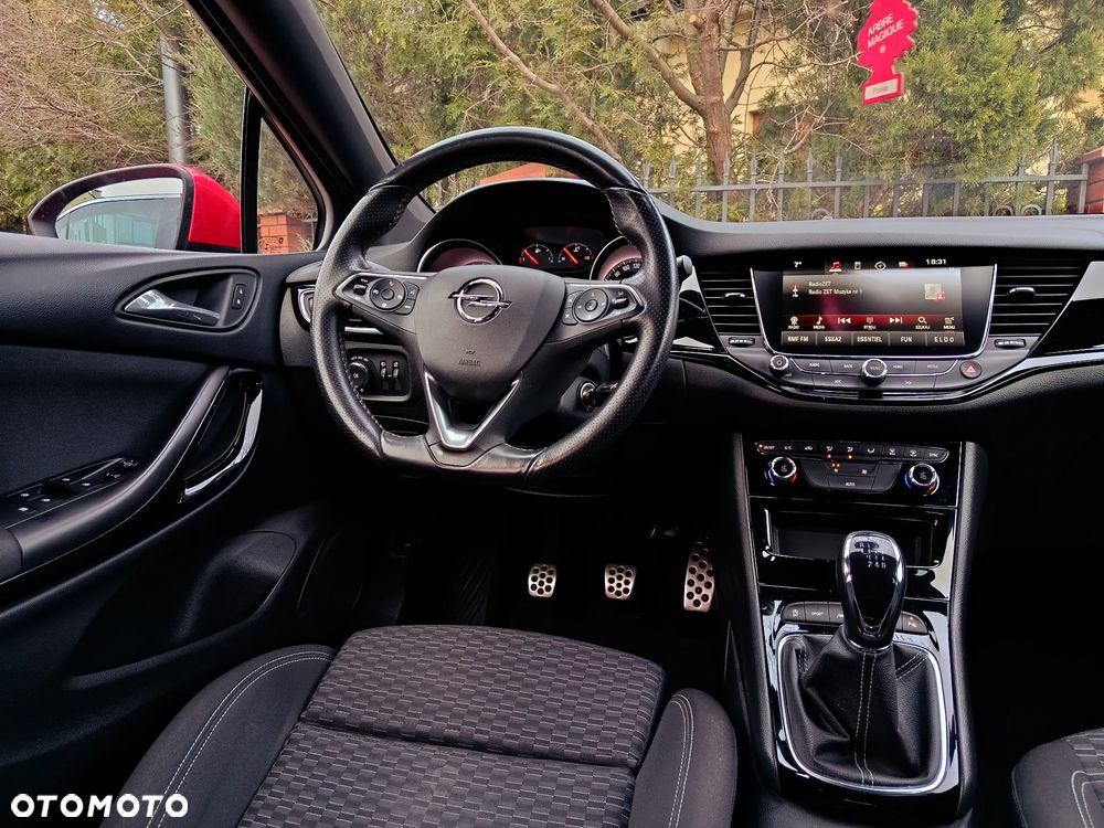 Opel Astra 1.6 D (CDTI) Start/Stop Dynamic - 18
