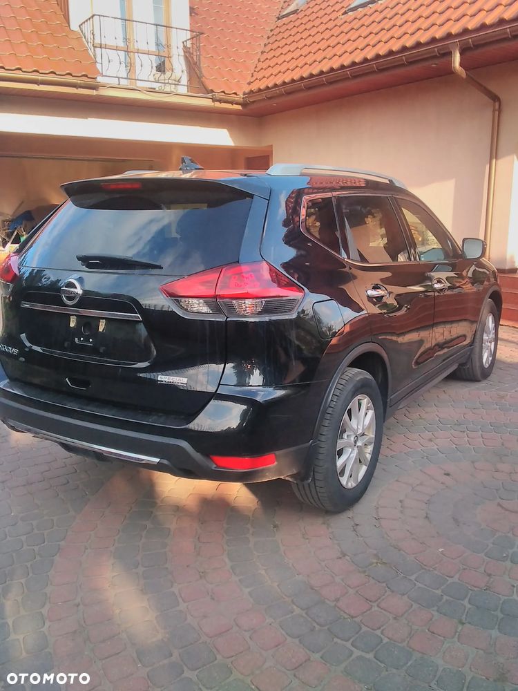 Nissan Rogue - 8
