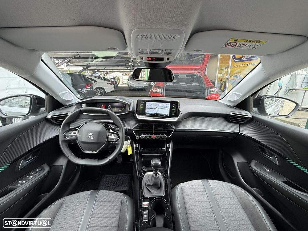 Peugeot 208 1.2 PureTech Allure - 34