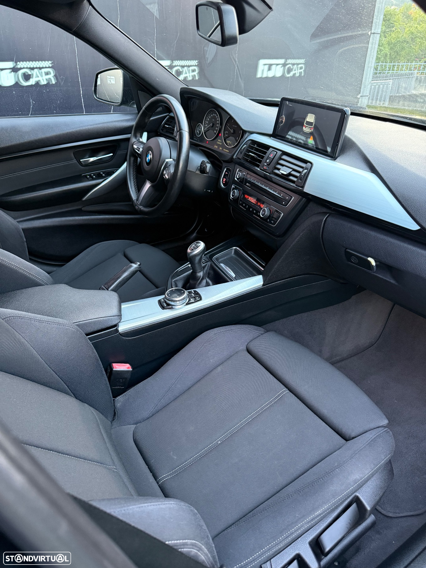 BMW 318 d Touring Pack M - 18
