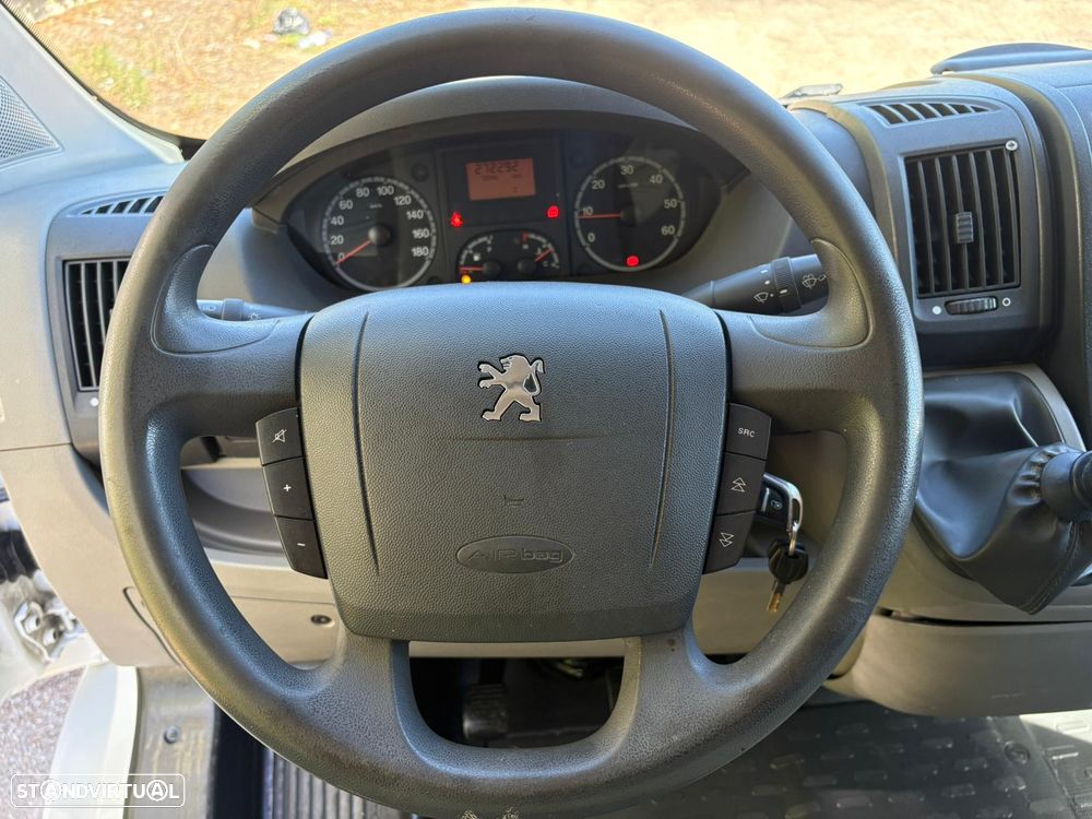 Peugeot BOXER - 12