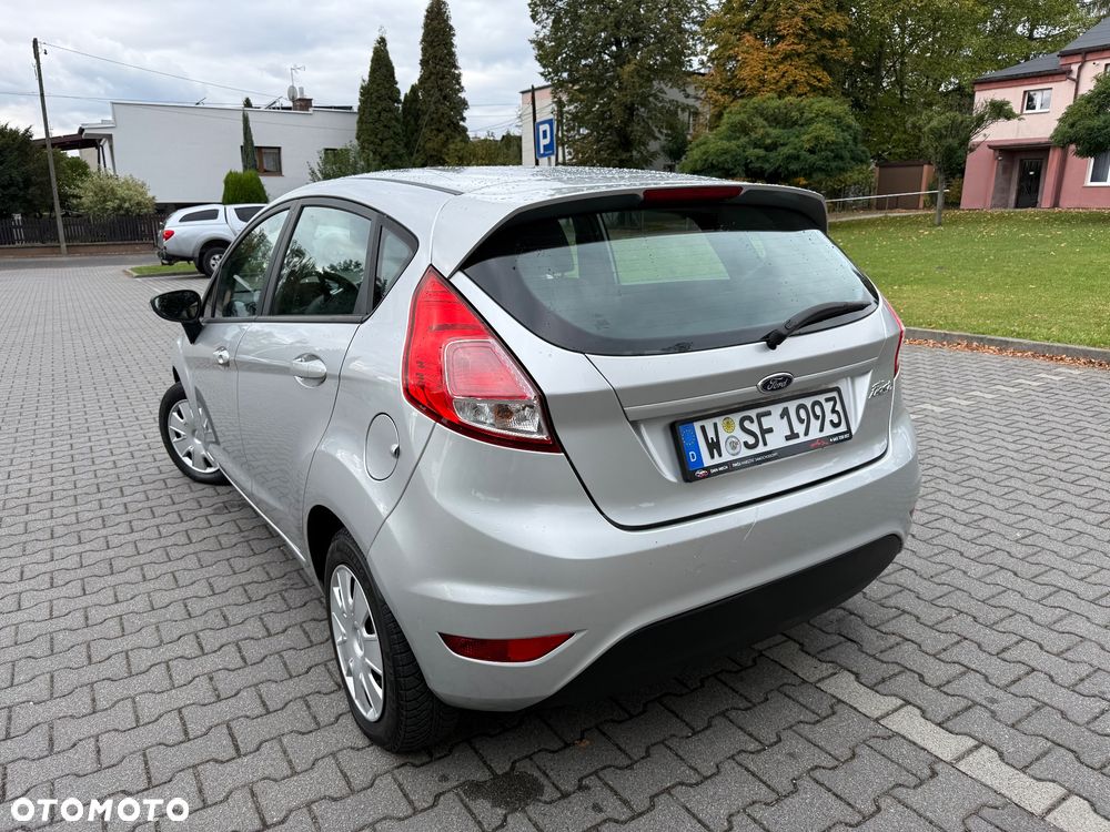 Ford Fiesta - 16