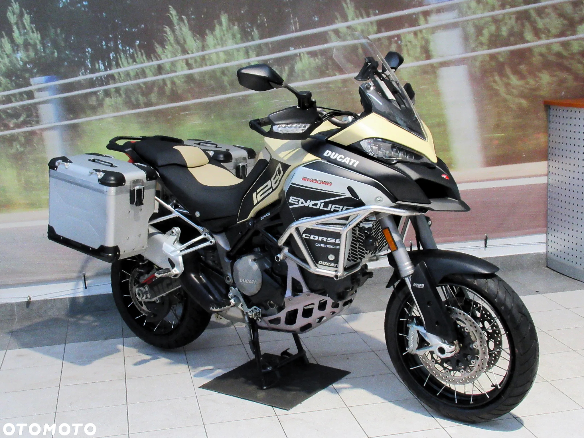 Ducati Multistrada - 2