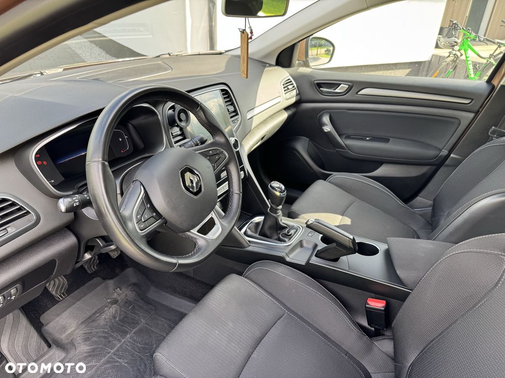 Renault Megane - 5