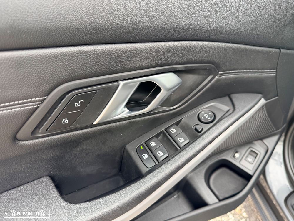 BMW 320 e Line Sport Auto - 18