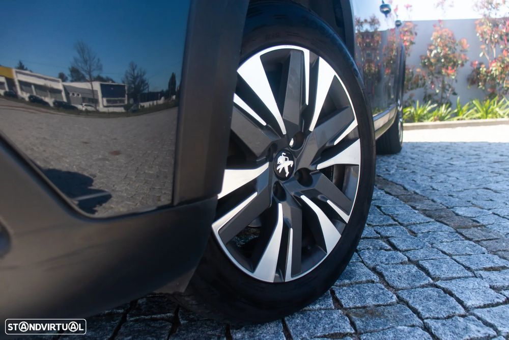 Peugeot 2008 1.6 BlueHDi Allure - 5