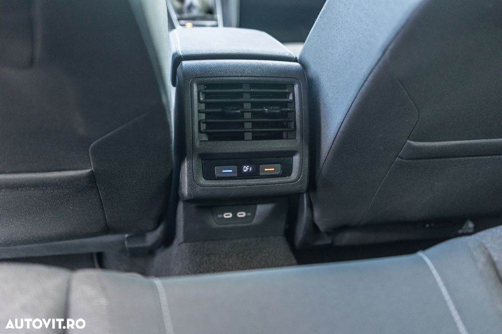 Volkswagen Golf 2.0 TDI Life - 15