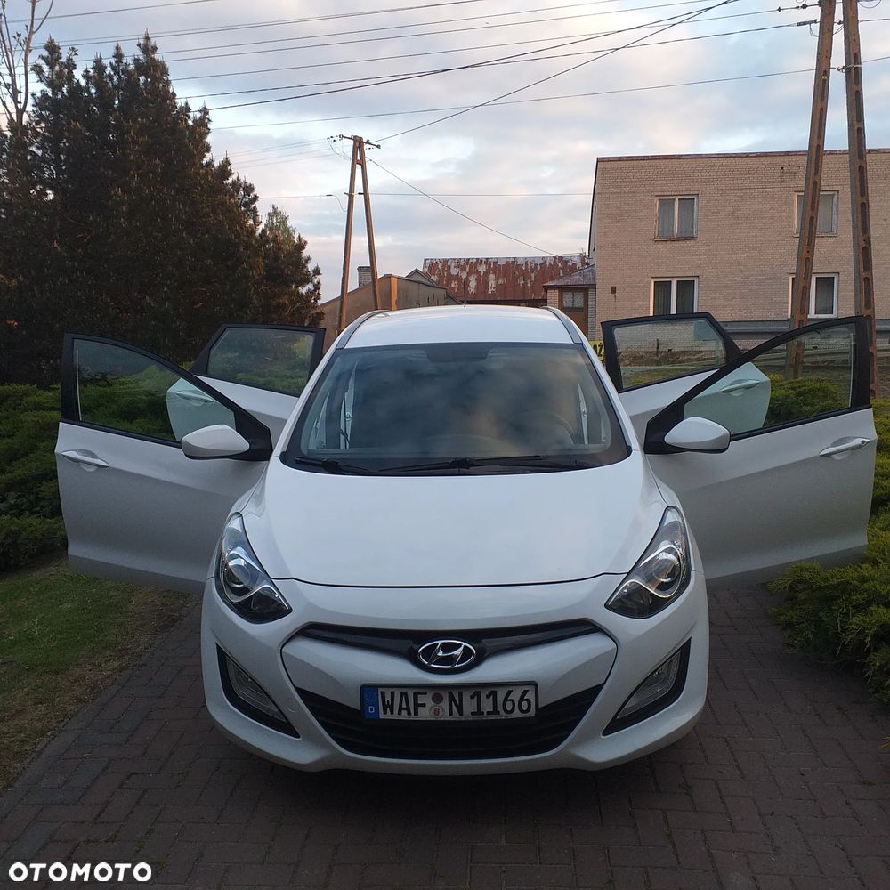 Hyundai i30 1.4 Classic - 12