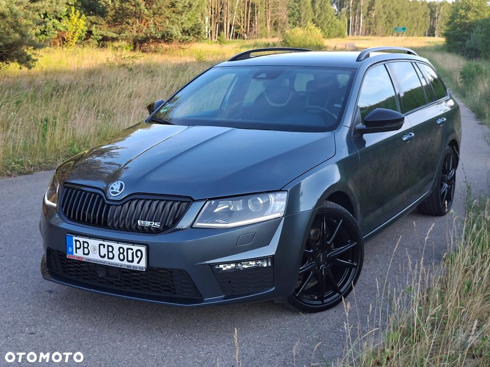 Skoda Octavia 2.0 TDI DSG RS - 2