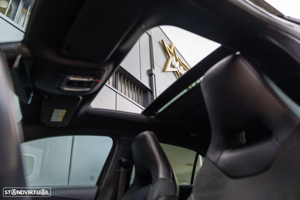 Mercedes-Benz A 250 e 8G-DCT AMG Line - 9