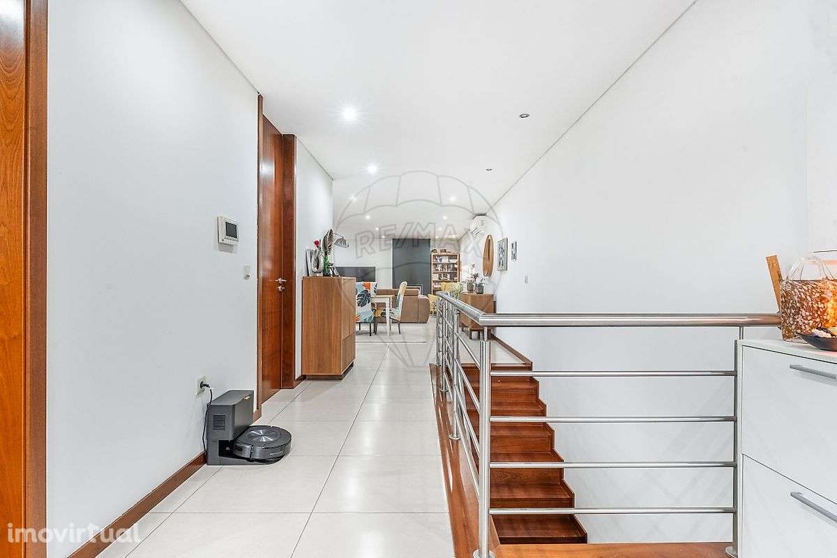 Moradia T3 para venda - Grande imagem: 2/23