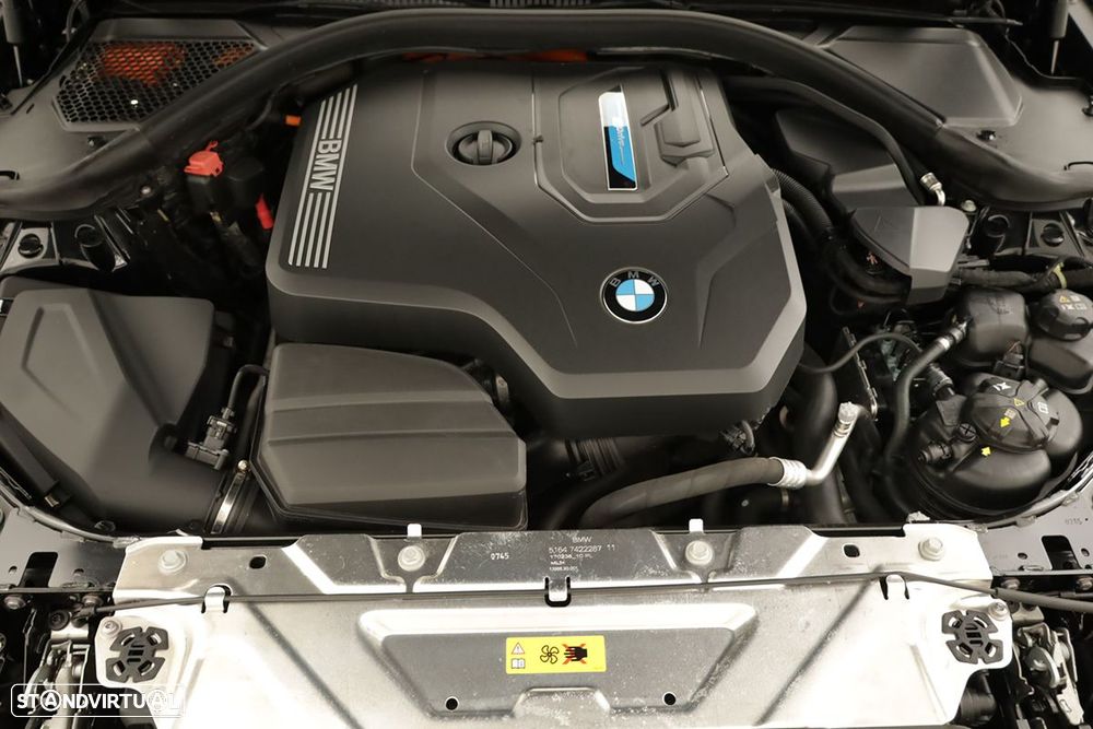 BMW 330 e Edição Desportiva M Auto - 26