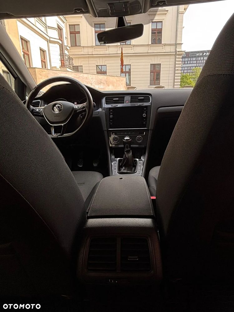 Volkswagen Golf 1.6 TDI BMT Comfortline - 17