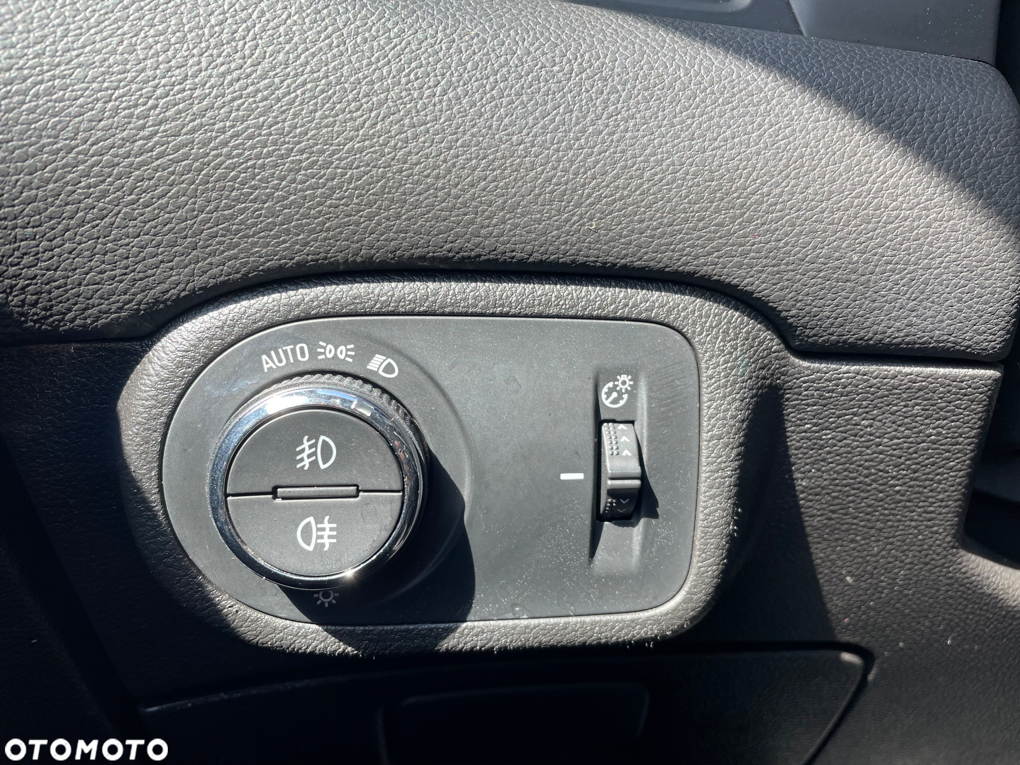 Opel Zafira 2.0 D (CDTI) Automatik Edition - 20
